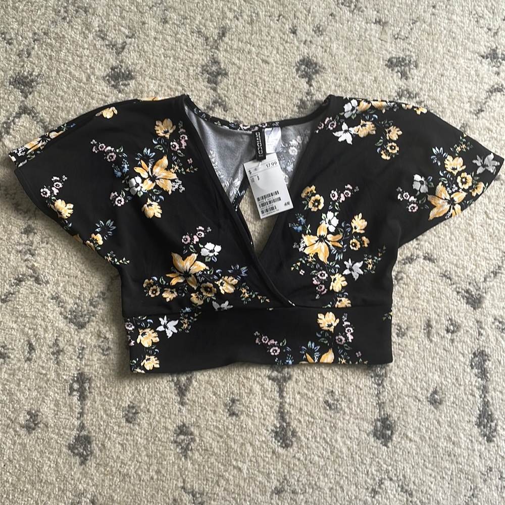 H & M crop top